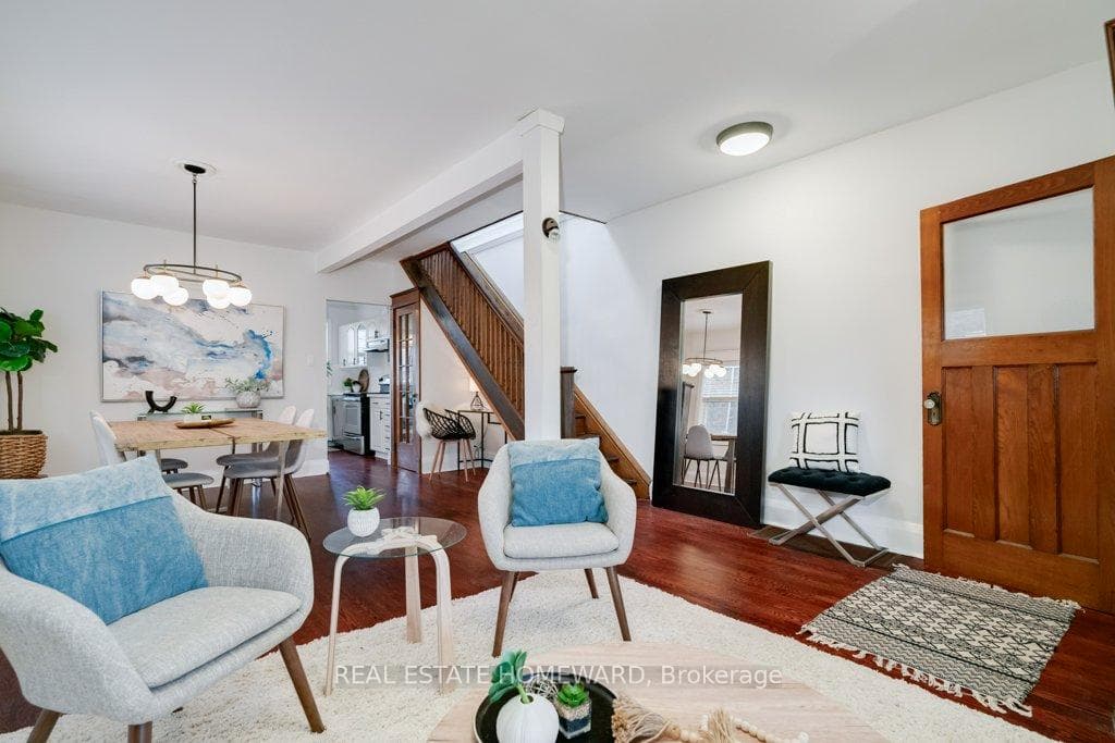 100 Hollywood Crescent photo 5
