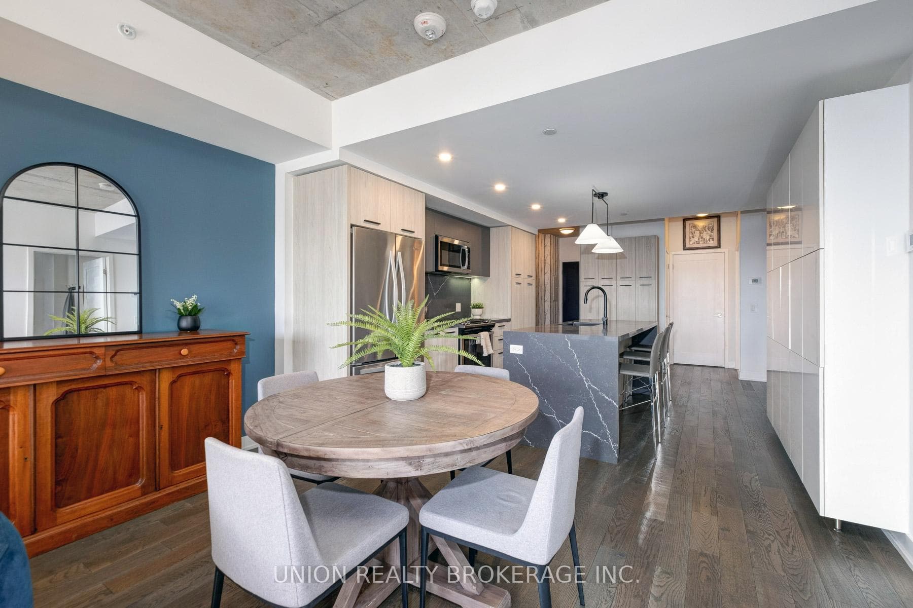 665 Kingston Road Unit 309 photo 10