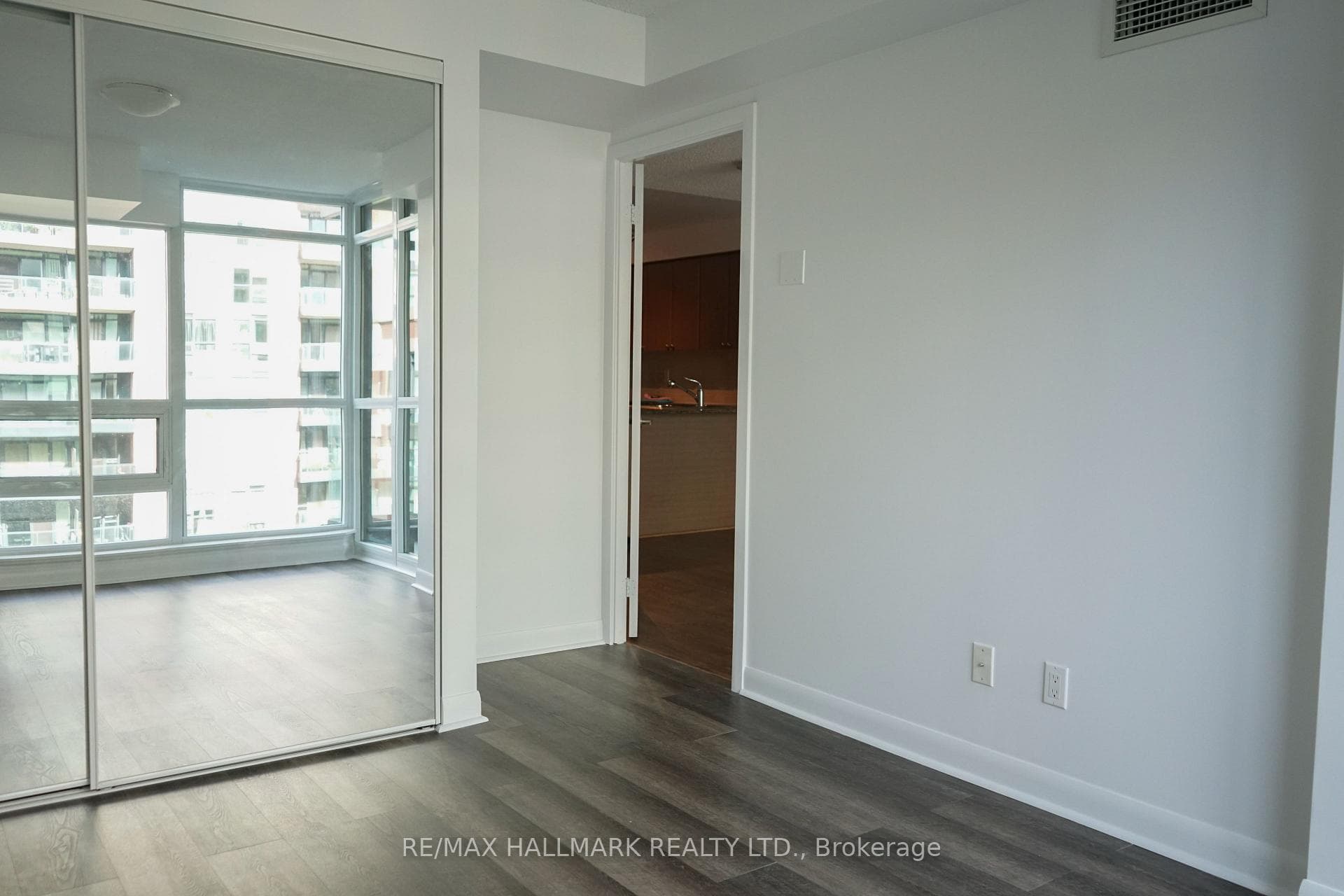 525 Wilson Avenue Unit 616 photo 25