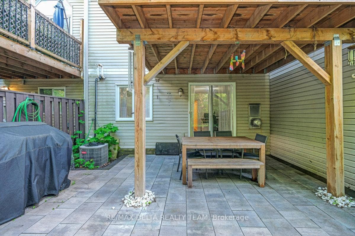 1131 Falconcrest Court photo 43