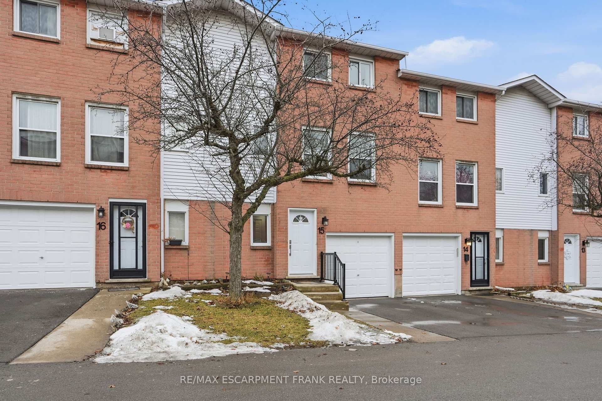 1255 Upper Gage Avenue Unit 15 photo 3