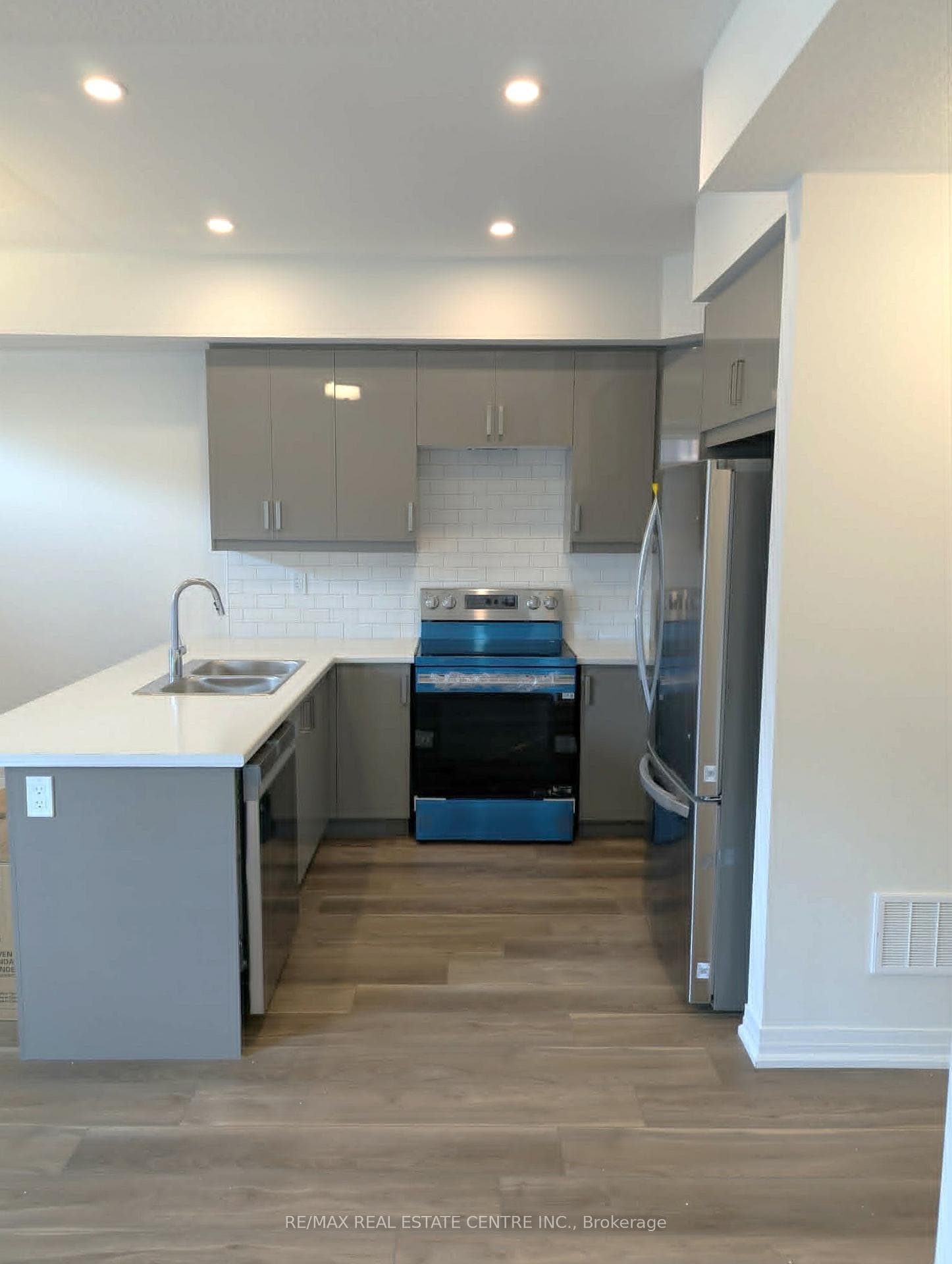 313 CONKLIN Road Unit 71 photo 3