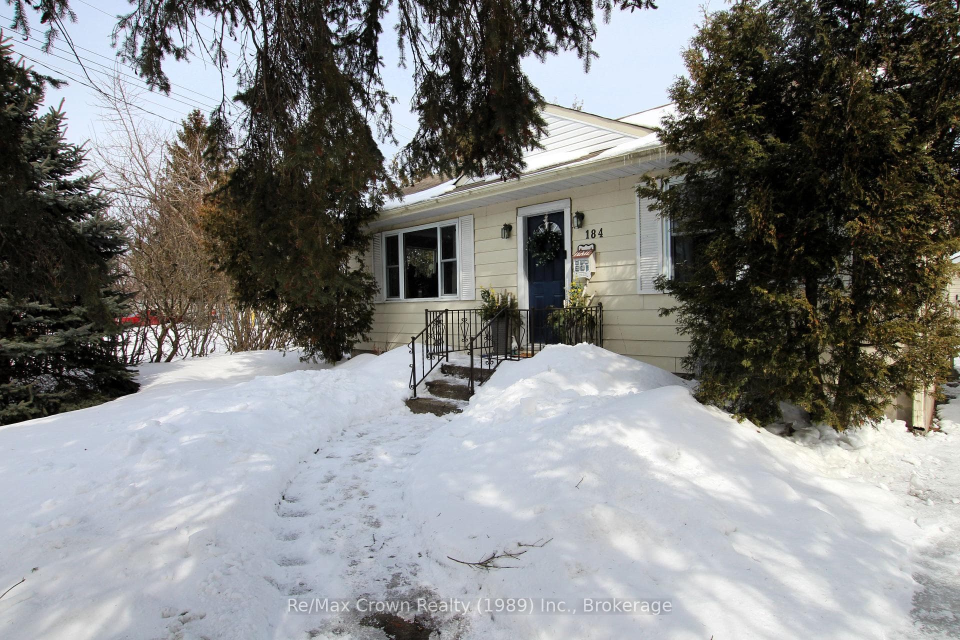 184 Lee Avenue photo 36