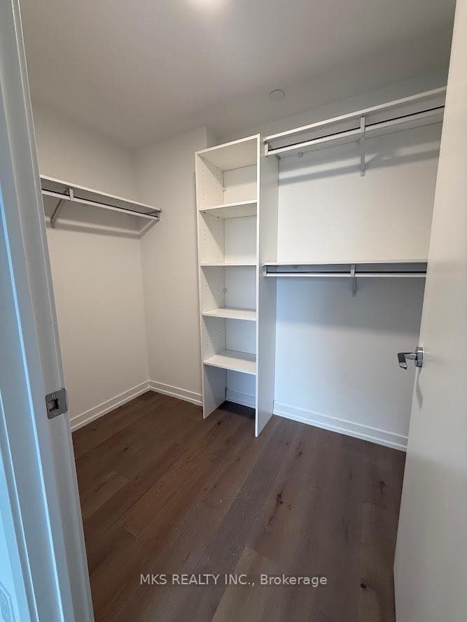 771 Yonge Street Unit 2507 photo 14