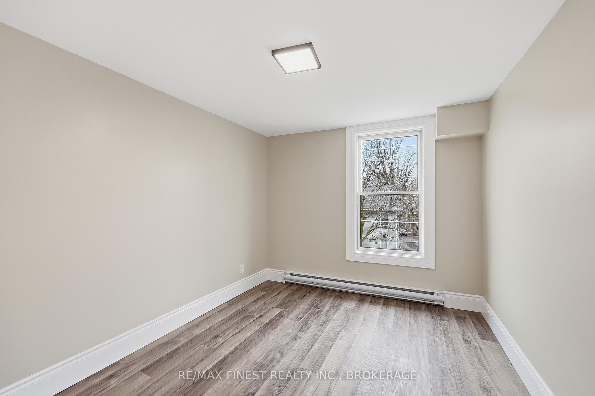 184 Montreal Street photo 30