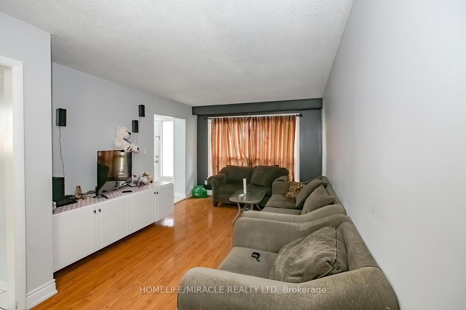 72 Gulliver Crescent photo 10