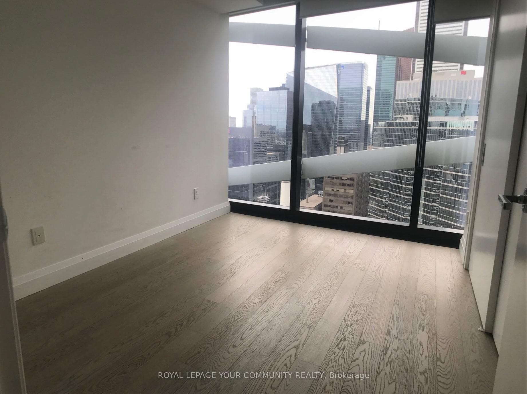 224 King Street Unit 3204 photo 13