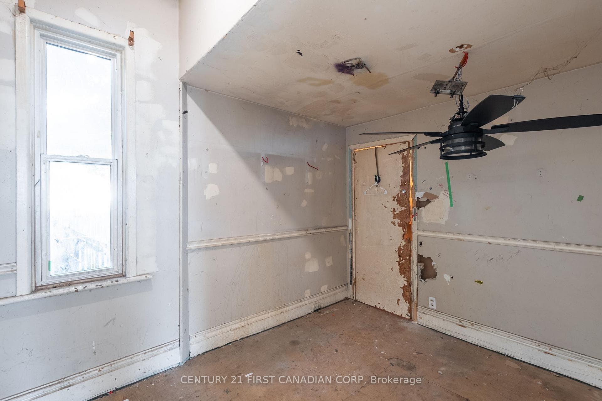 506 Elizabeth Street photo 16