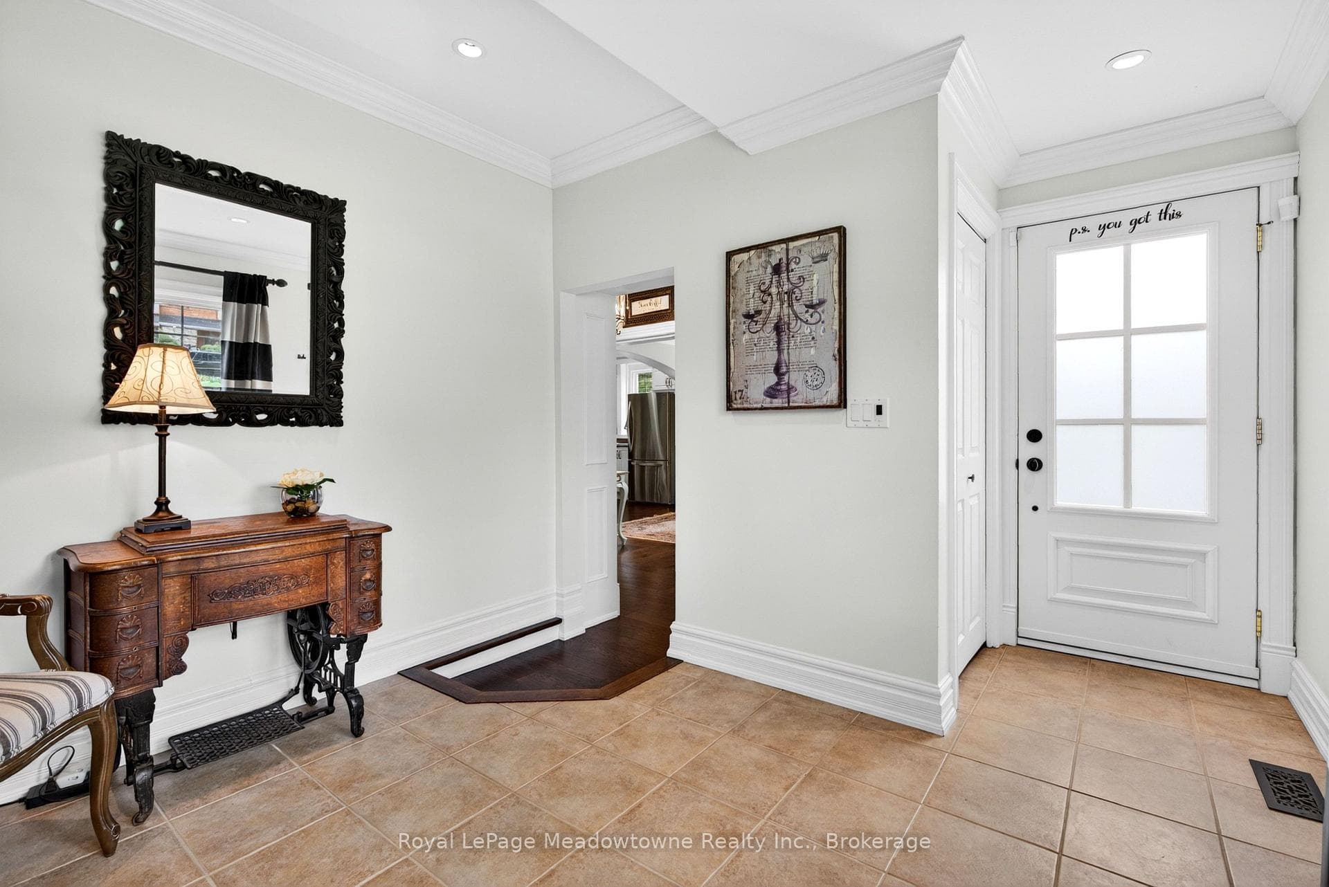 53 CAMPBELL Avenue photo 5