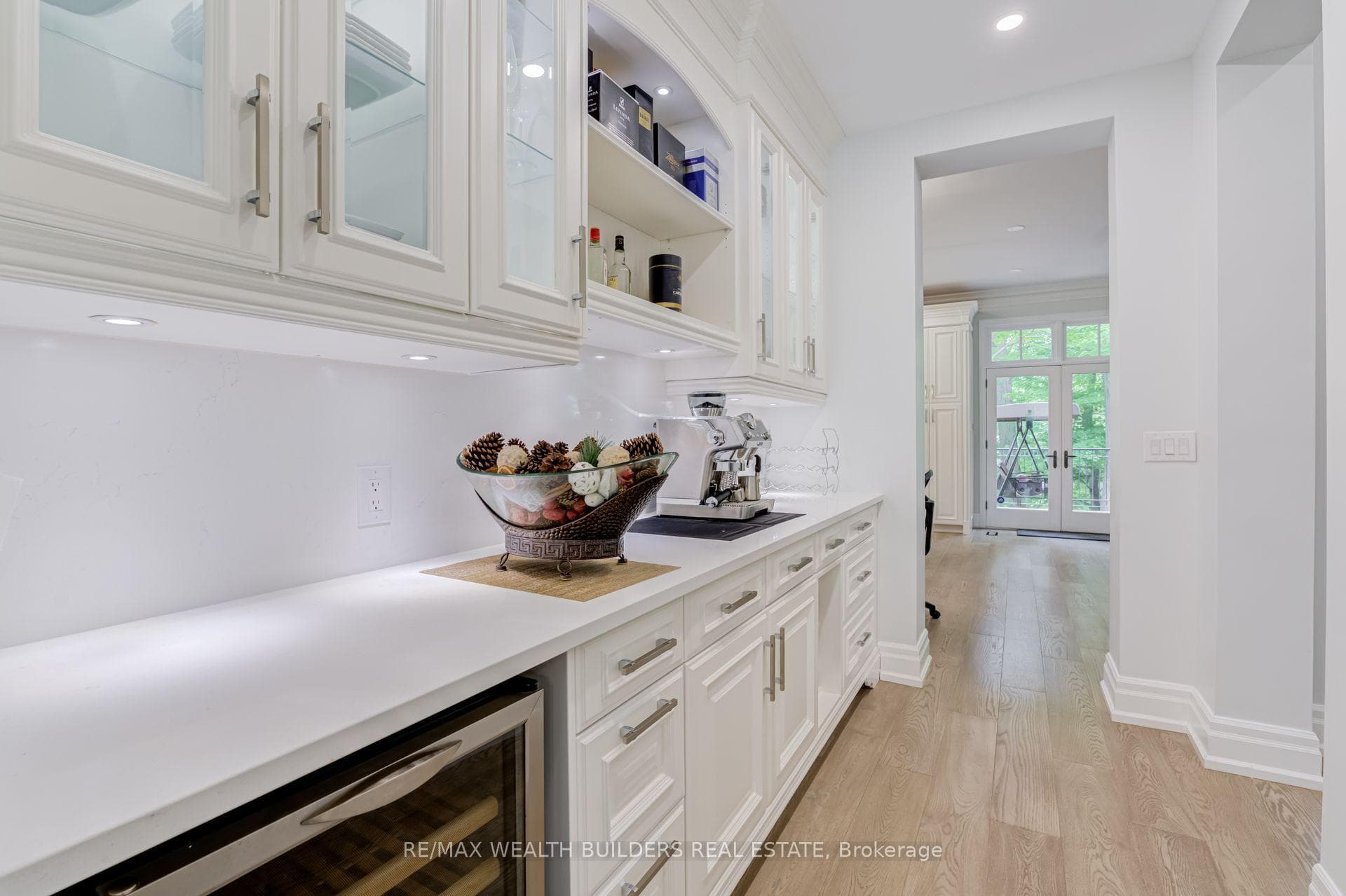 45 Shorewood Place photo 12