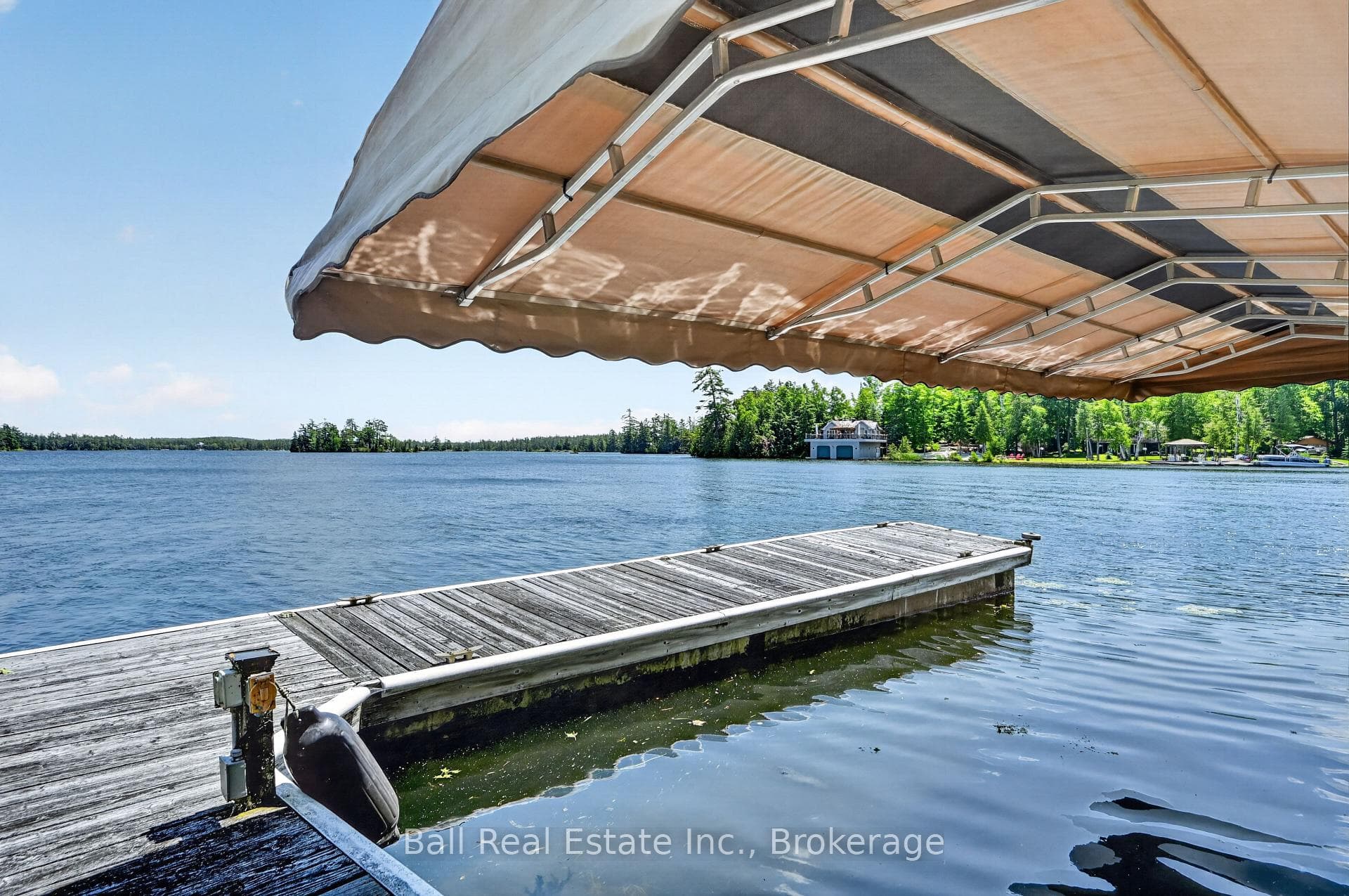 150 Hall Drive photo 44