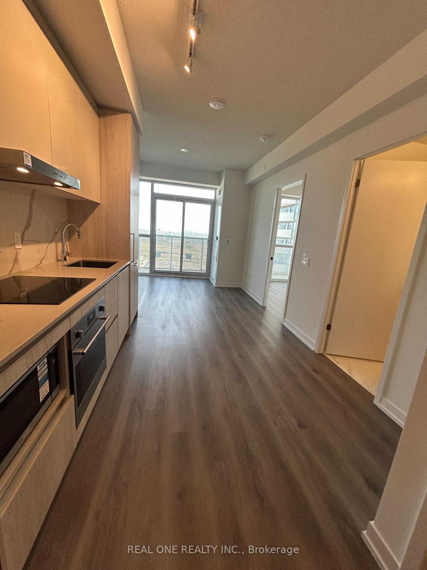 225 Commerce Street Unit 3105 photo 10