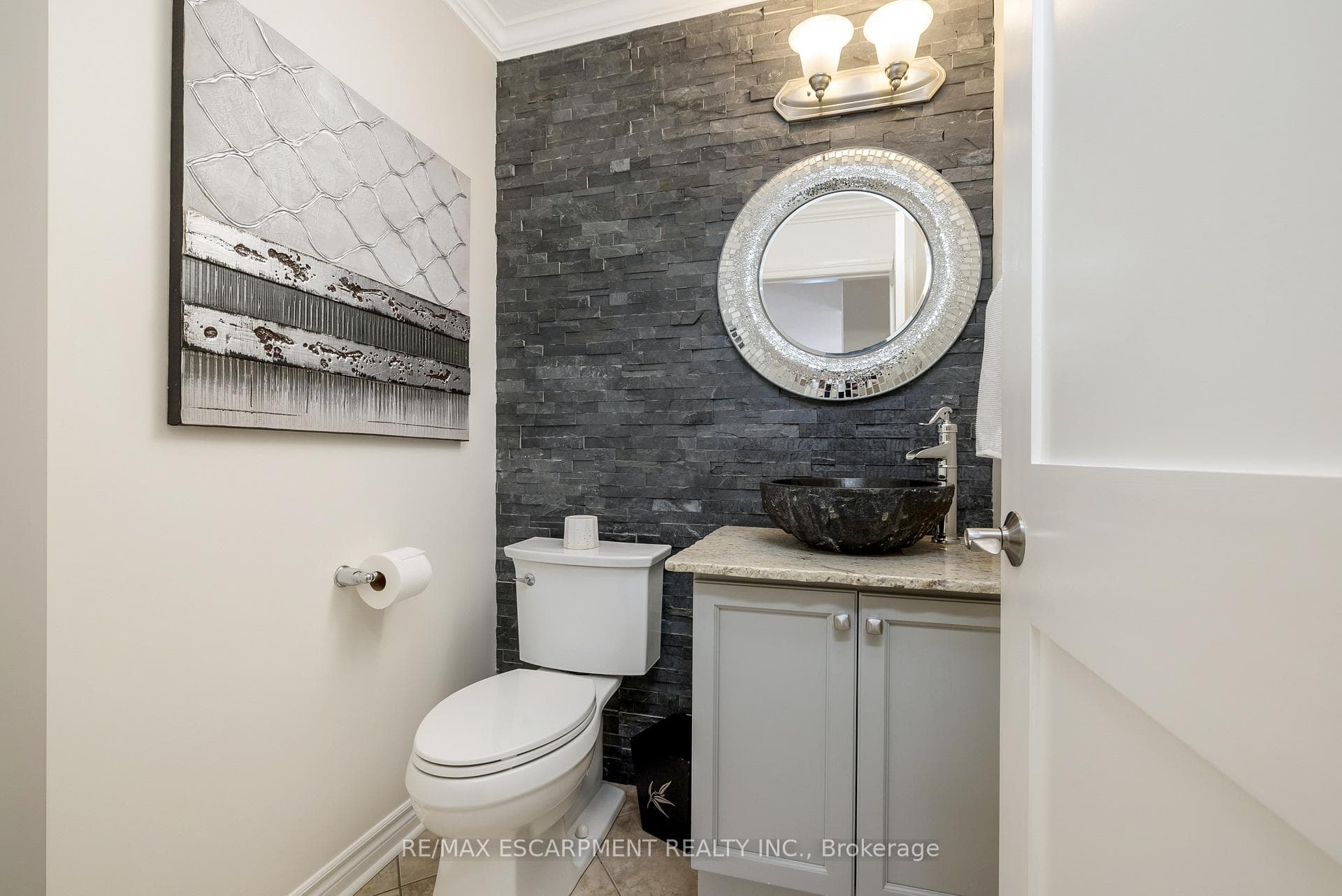108 Baxter Drive photo 20
