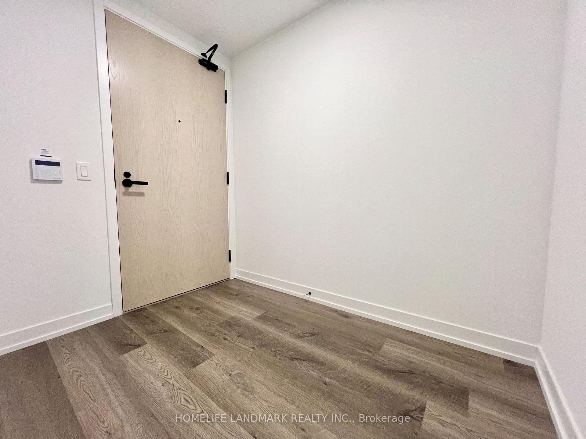 195 Commerce Street Unit 319 photo 5