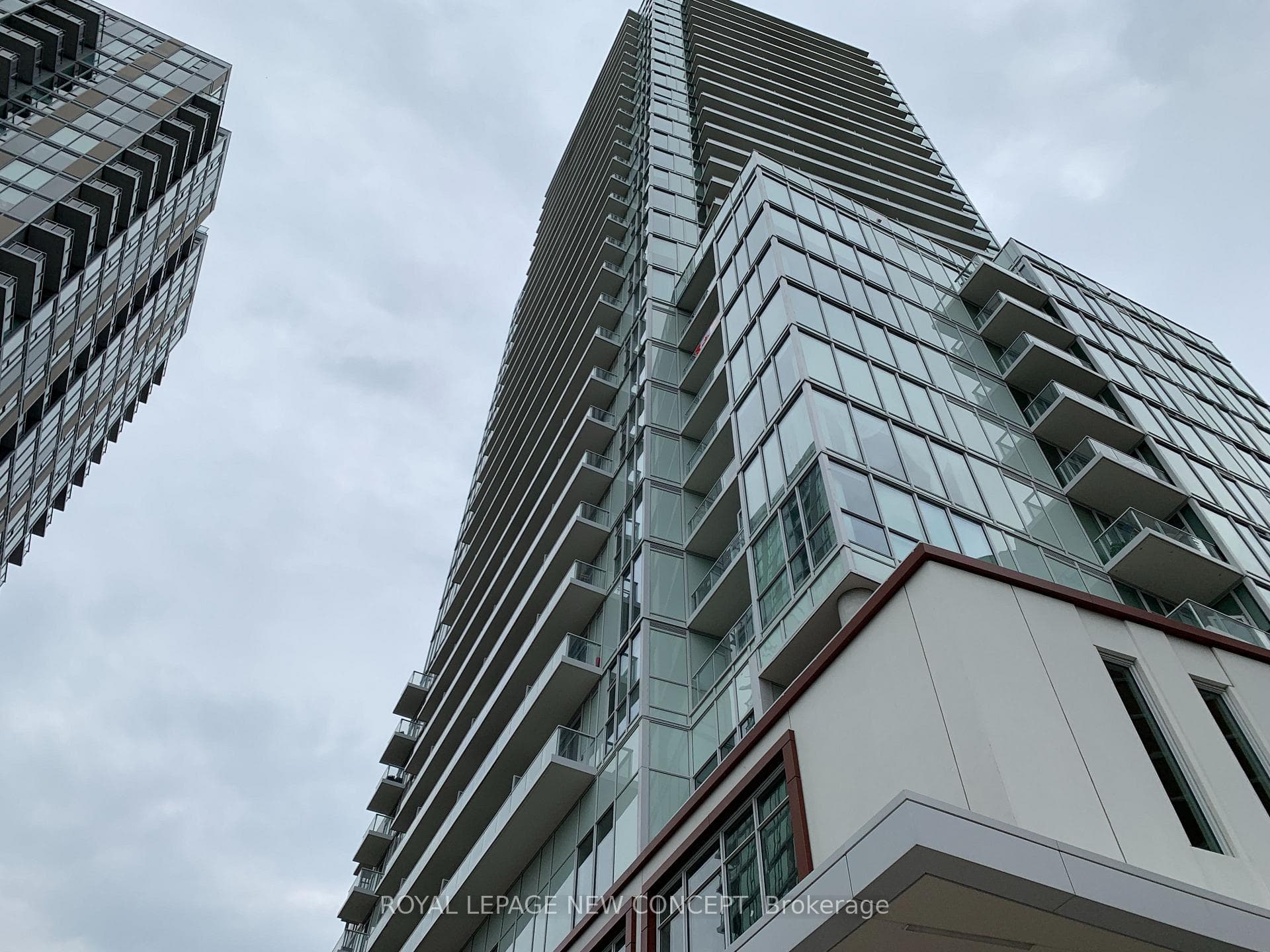 33 Helendale Avenue Unit 2508 photo 1