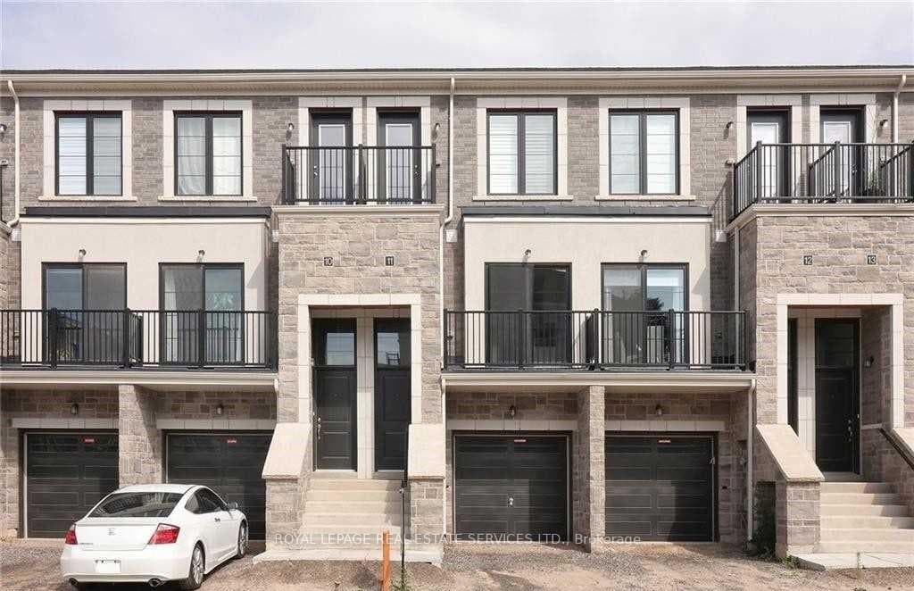 383 Dundas Street Unit 11 photo 1