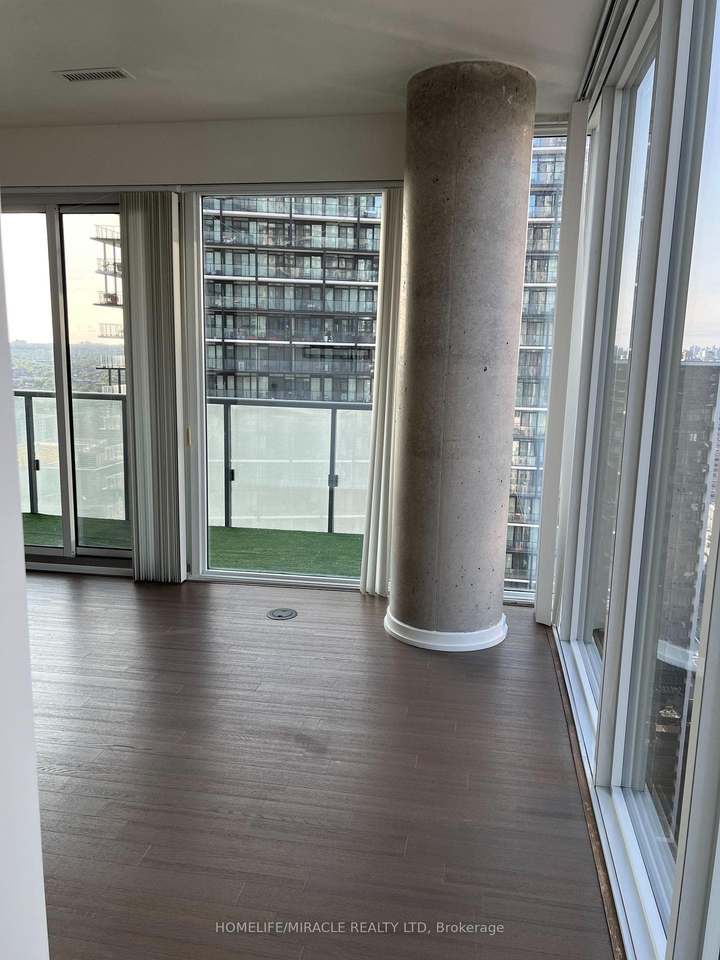 101 Peter Street Unit 3103 photo 6