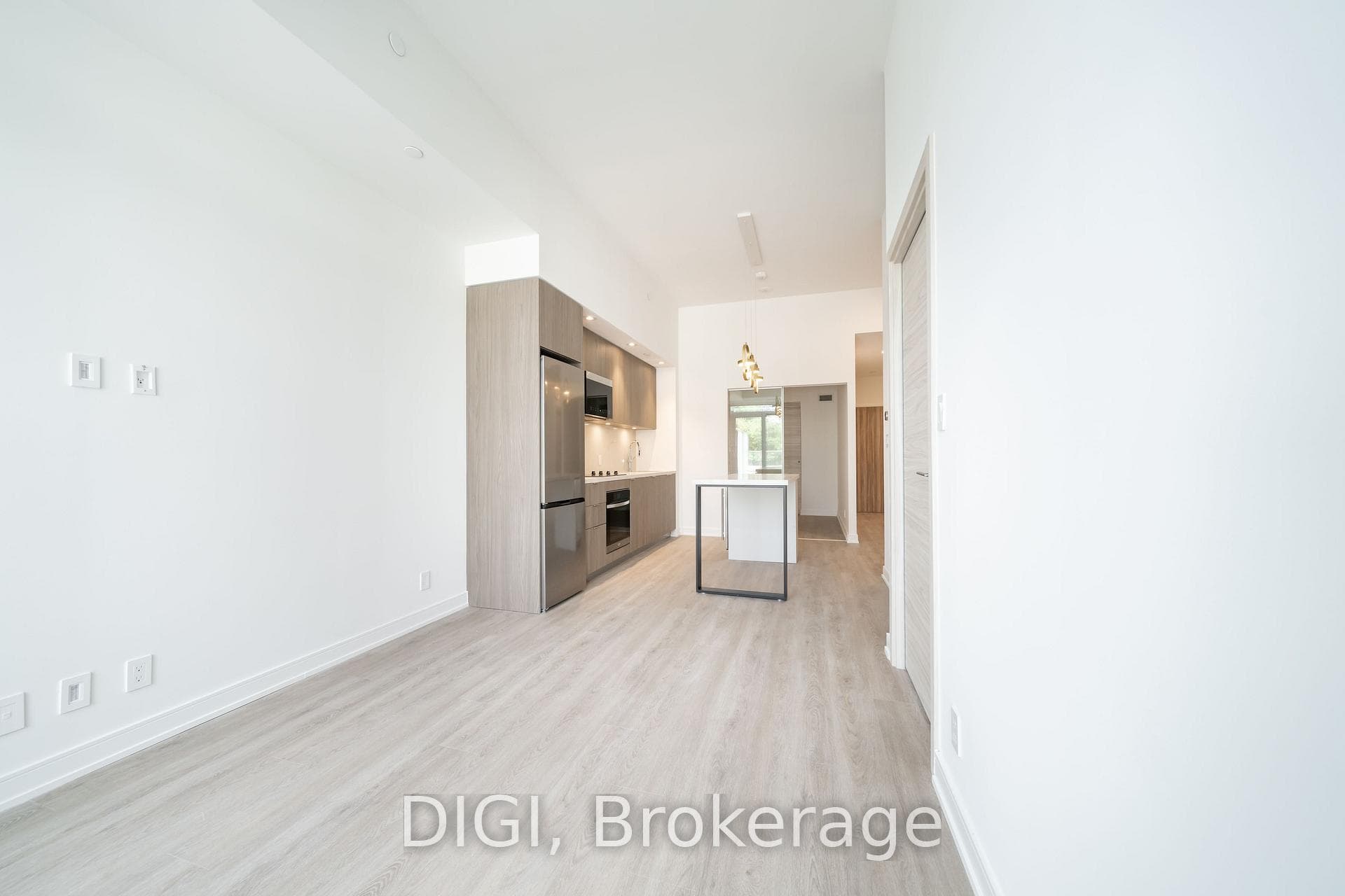 485 Perth Avenue Unit W325 photo 7