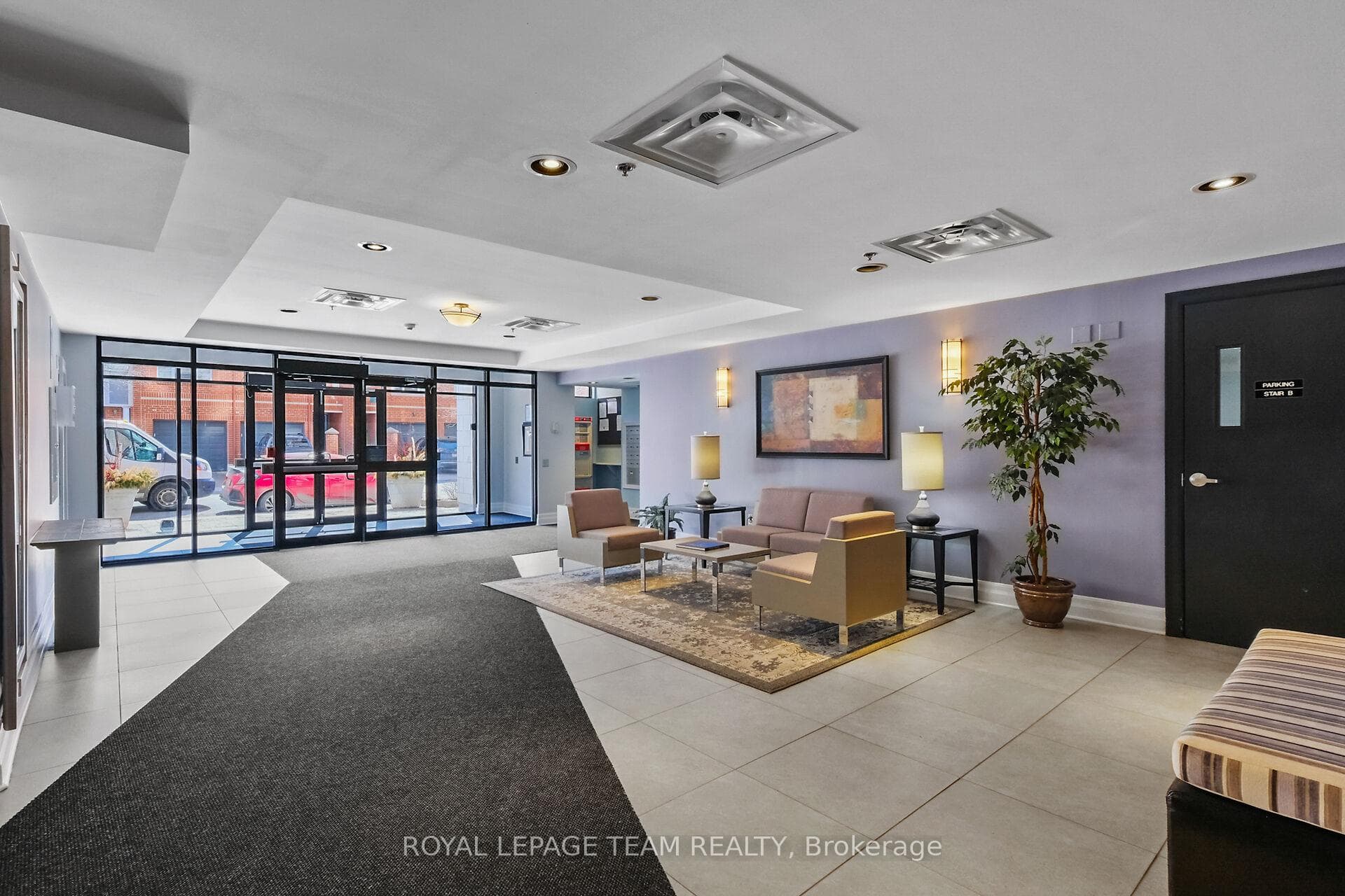 375 LISGAR Street Unit 701 photo 3