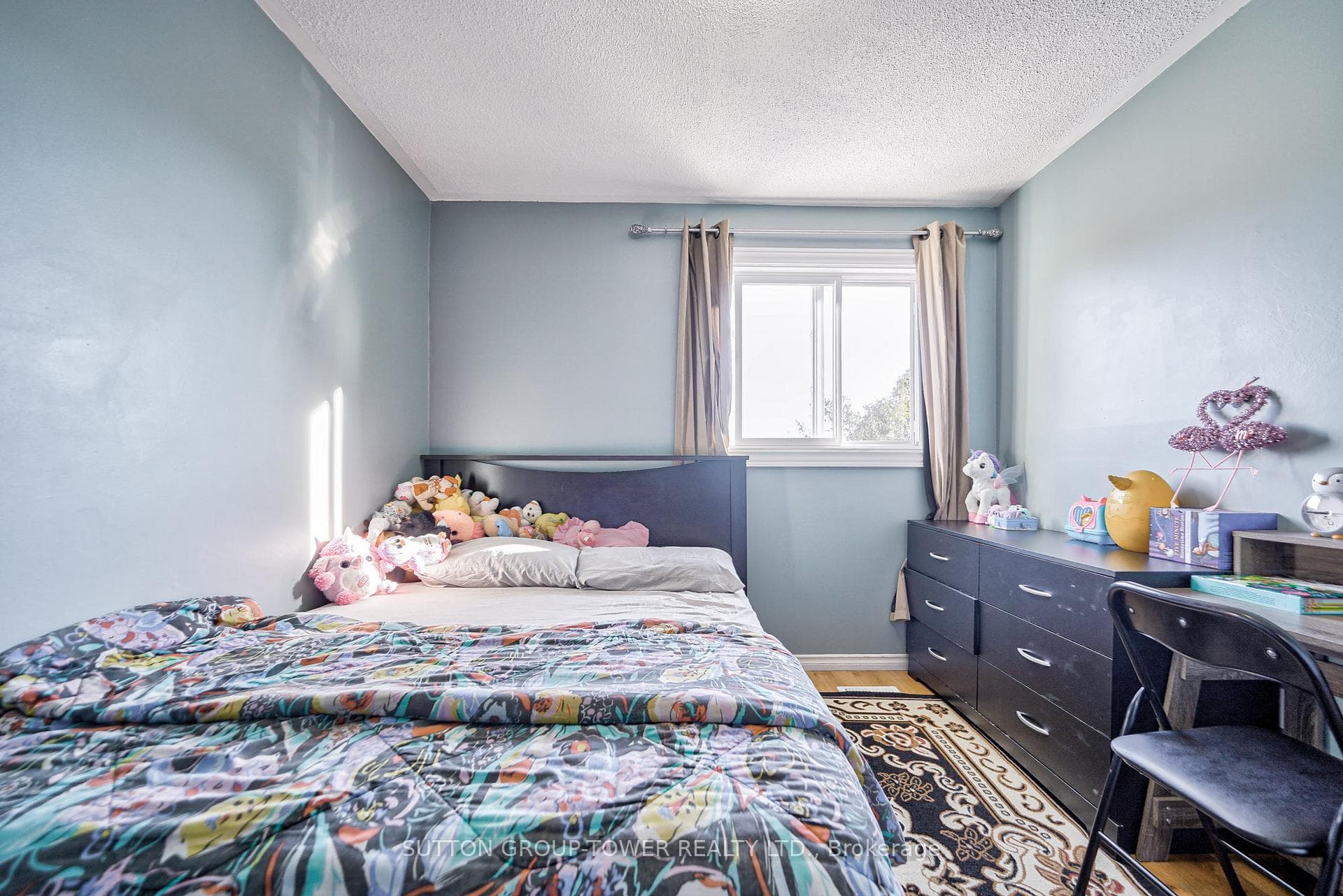 51 Dumfries Avenue photo 26