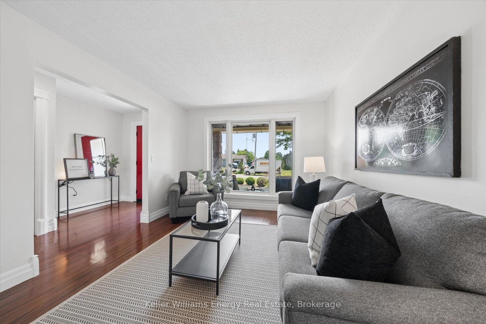 8280 Albert Court photo 8