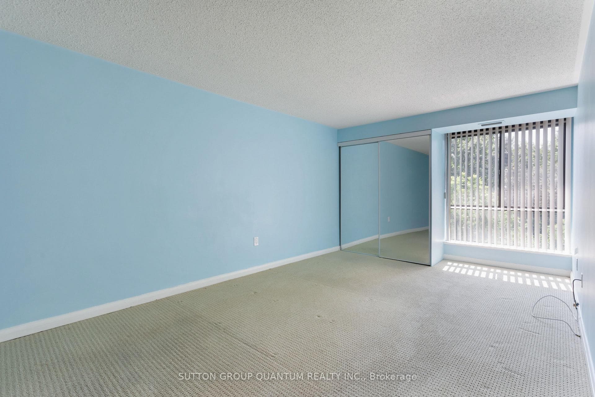 1400 Dixie Road Unit 605 photo 21