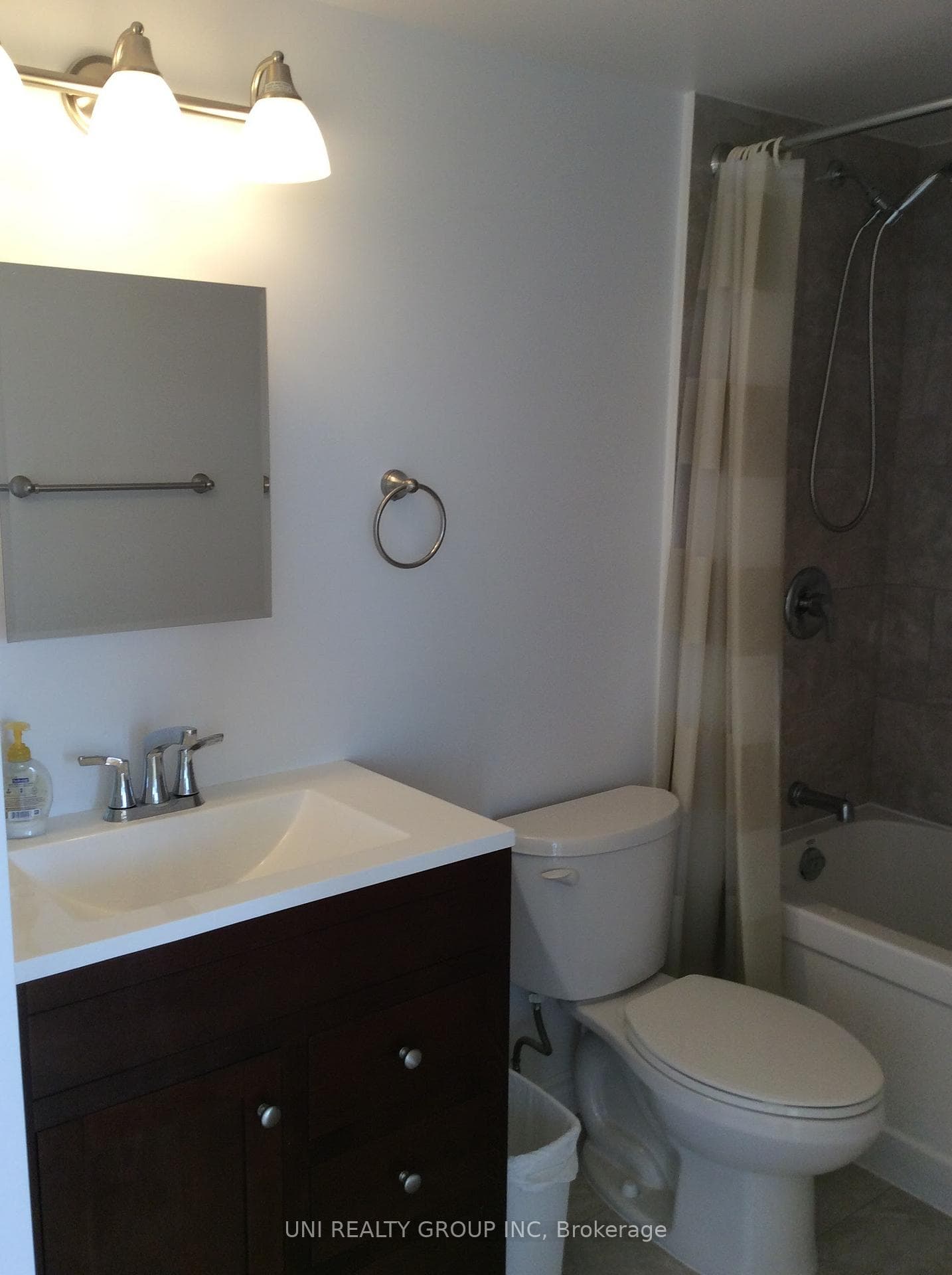 45 HOLLAND Avenue Unit 910 photo 15
