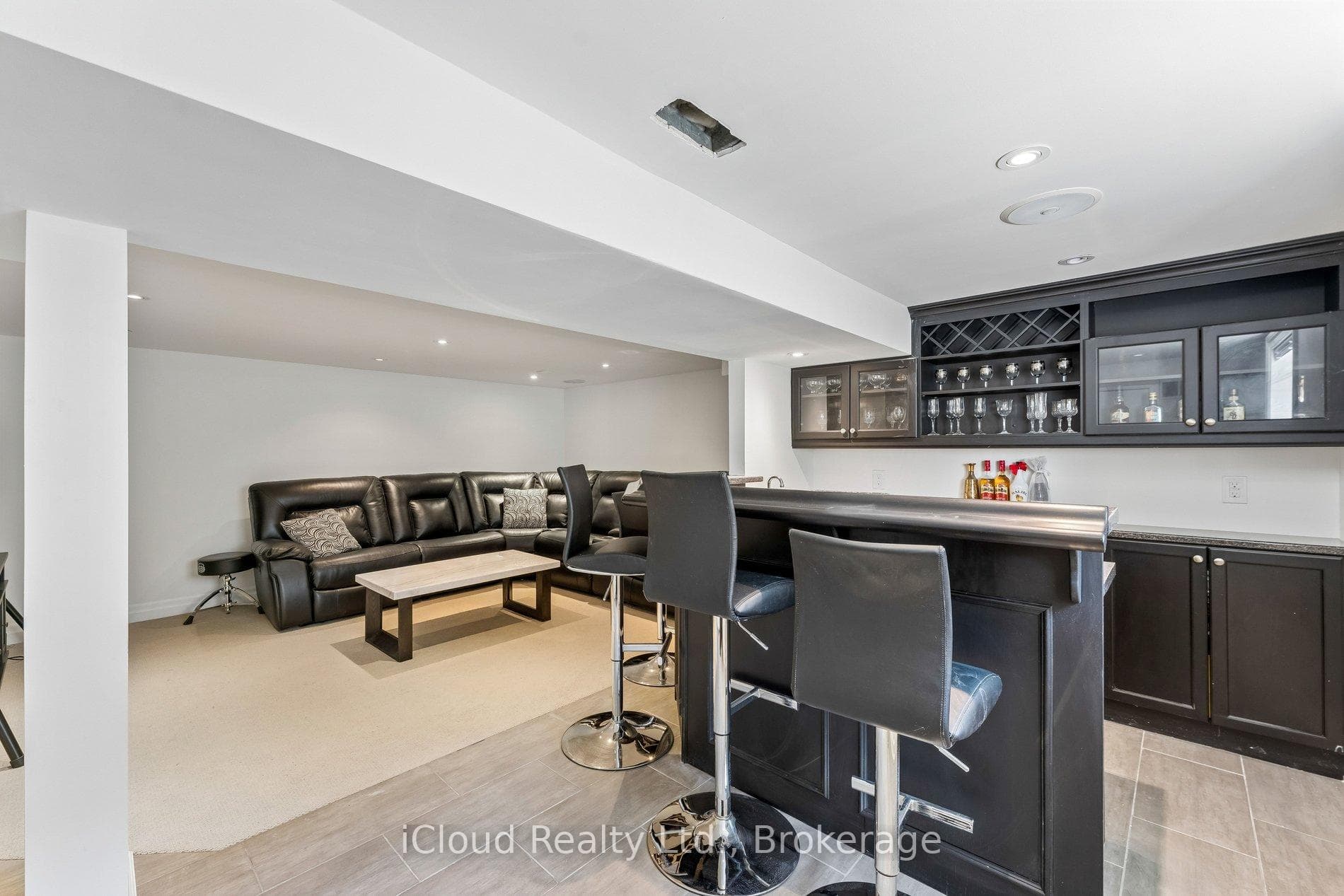 43 Ferndale Crescent photo 30