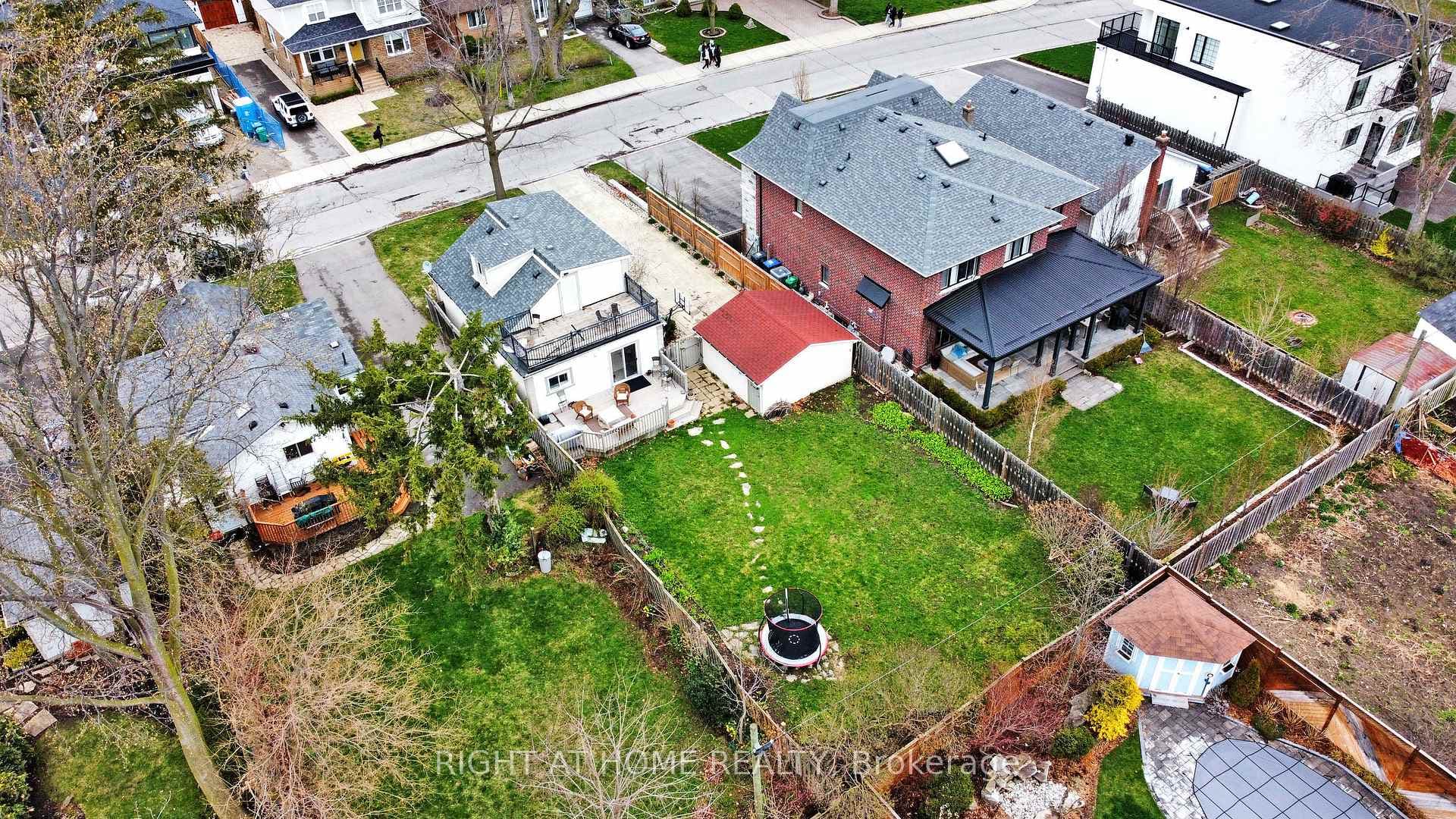 68 Eaglewood Boulevard photo 29