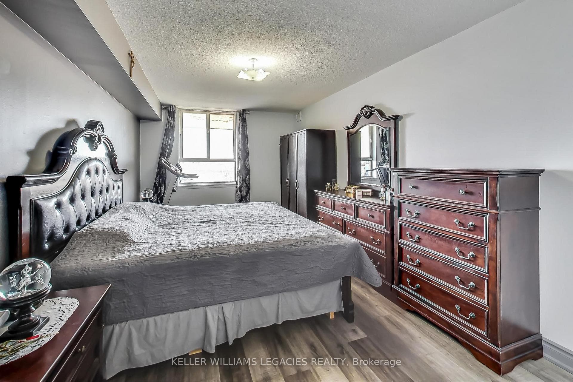 40 Panorama Court Unit 804 photo 18