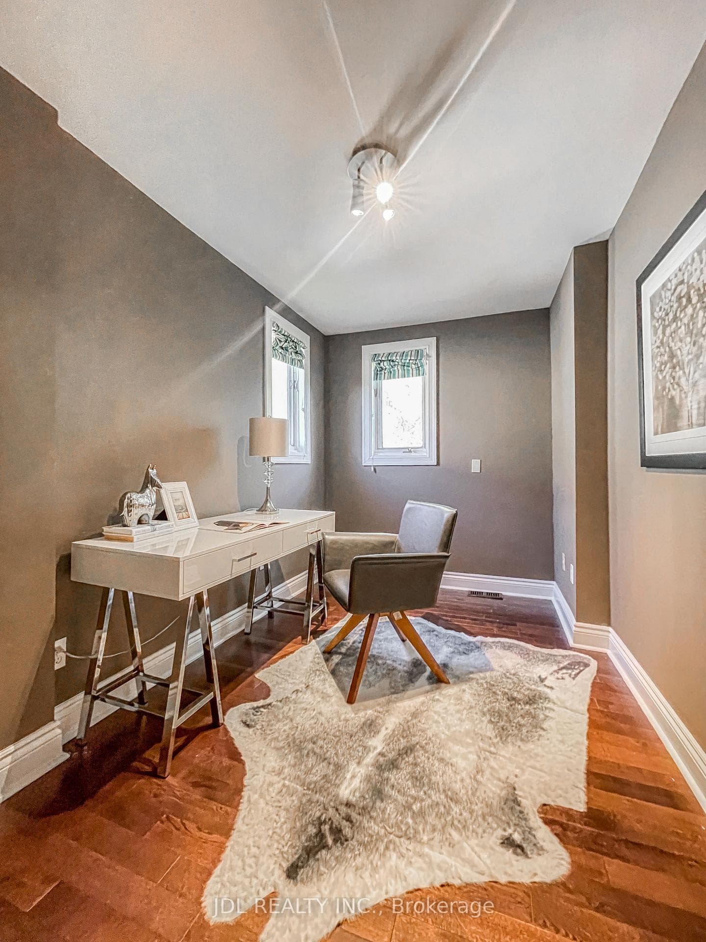 209 Harlandale Avenue Unit (Upper) photo 22
