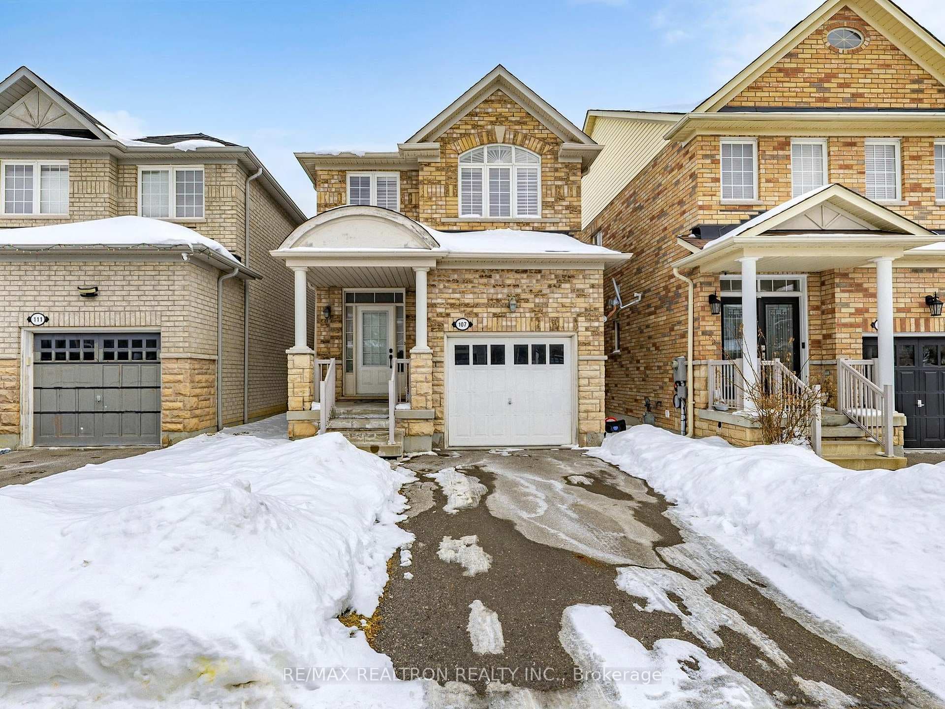 107 Boticelli Way photo 2