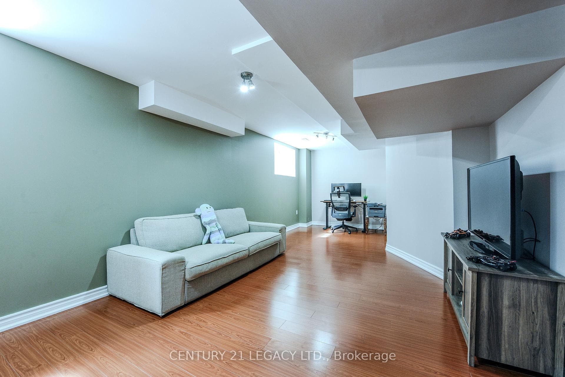 2496 Clayborne Place photo 31