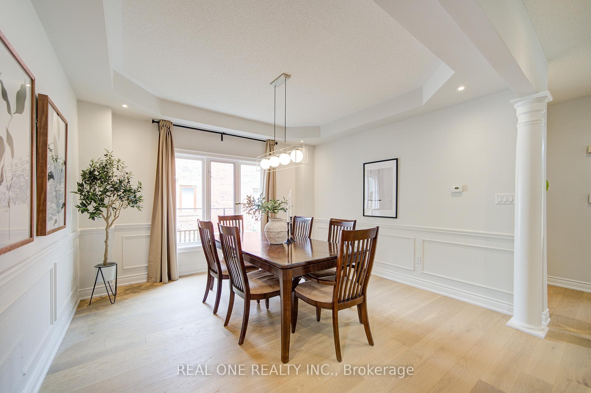 44 MEADOWLANDS Boulevard photo 6