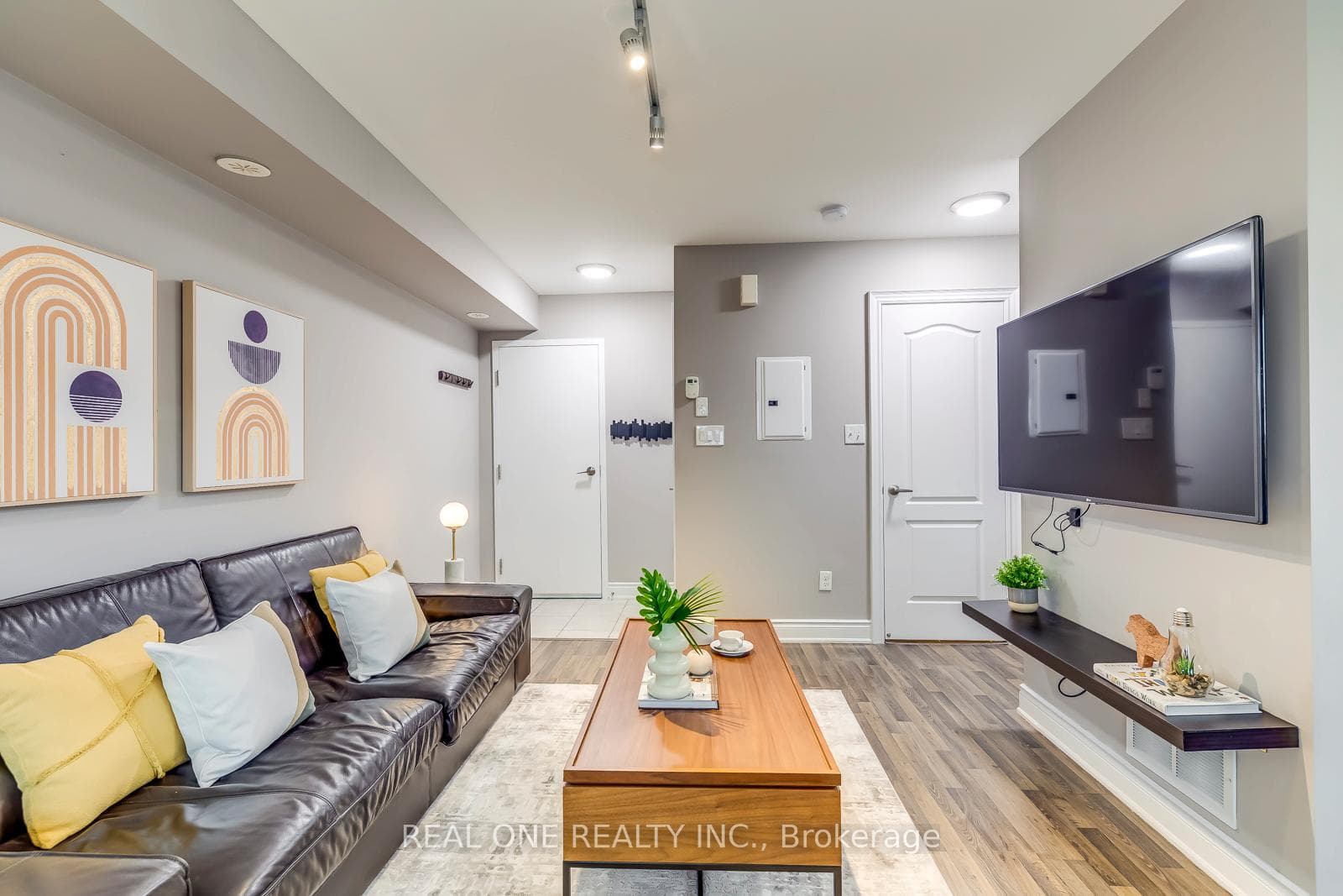 2450 Post Road Unit 26 photo 10