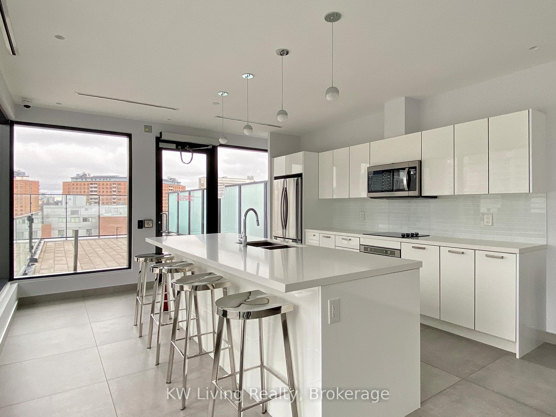 55 Ontario Street Unit 611 photo 7