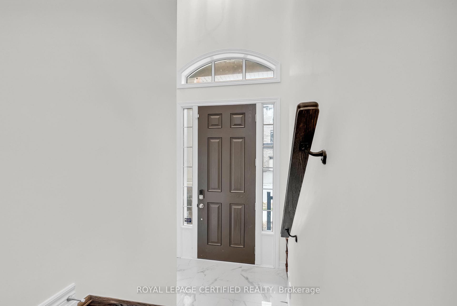 Grand Foyer, With Ceilings, 8Ft Door