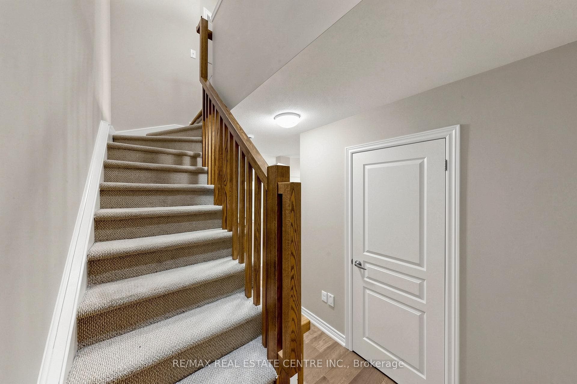 362 Plains Road Unit 17 photo 18