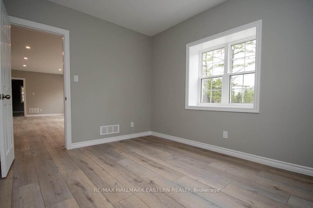 1864 Lakehurst Road photo 27