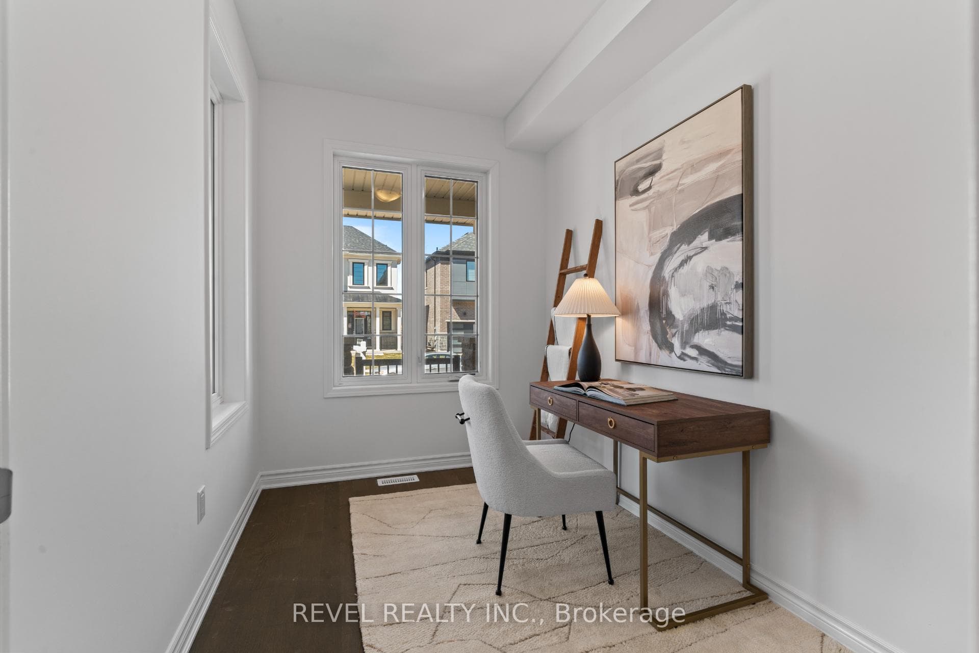1488 Melville Bonus Crescent photo 2