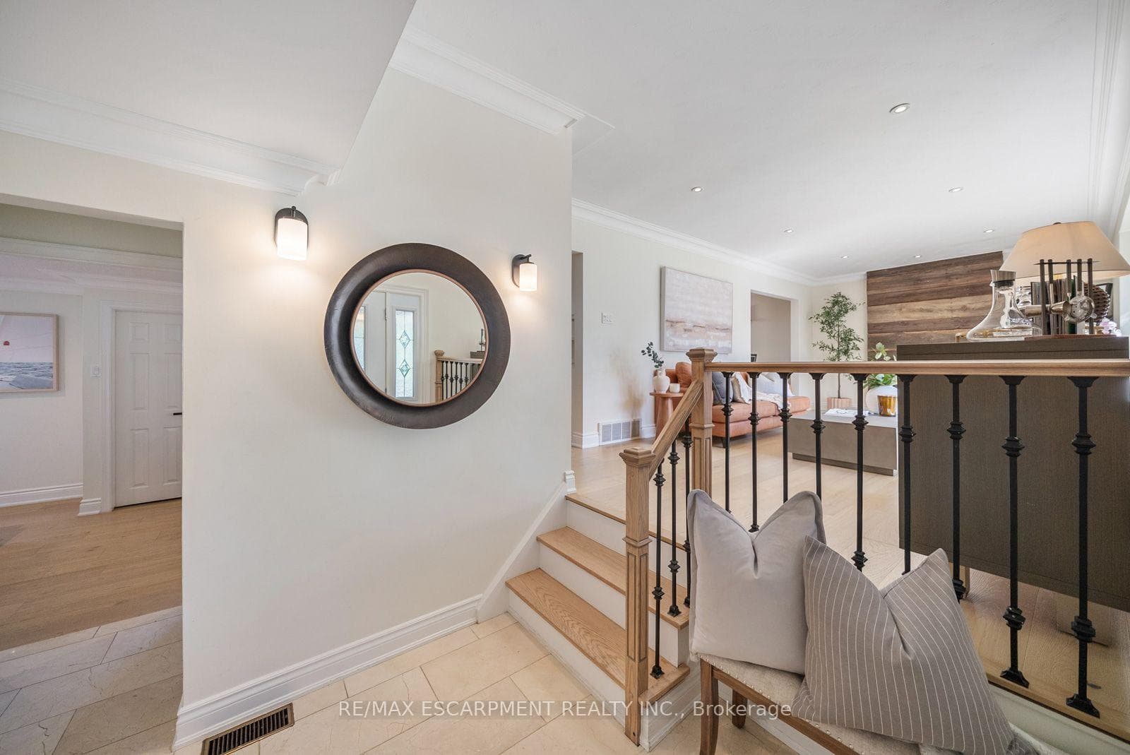 134 Fairwood Place photo 8