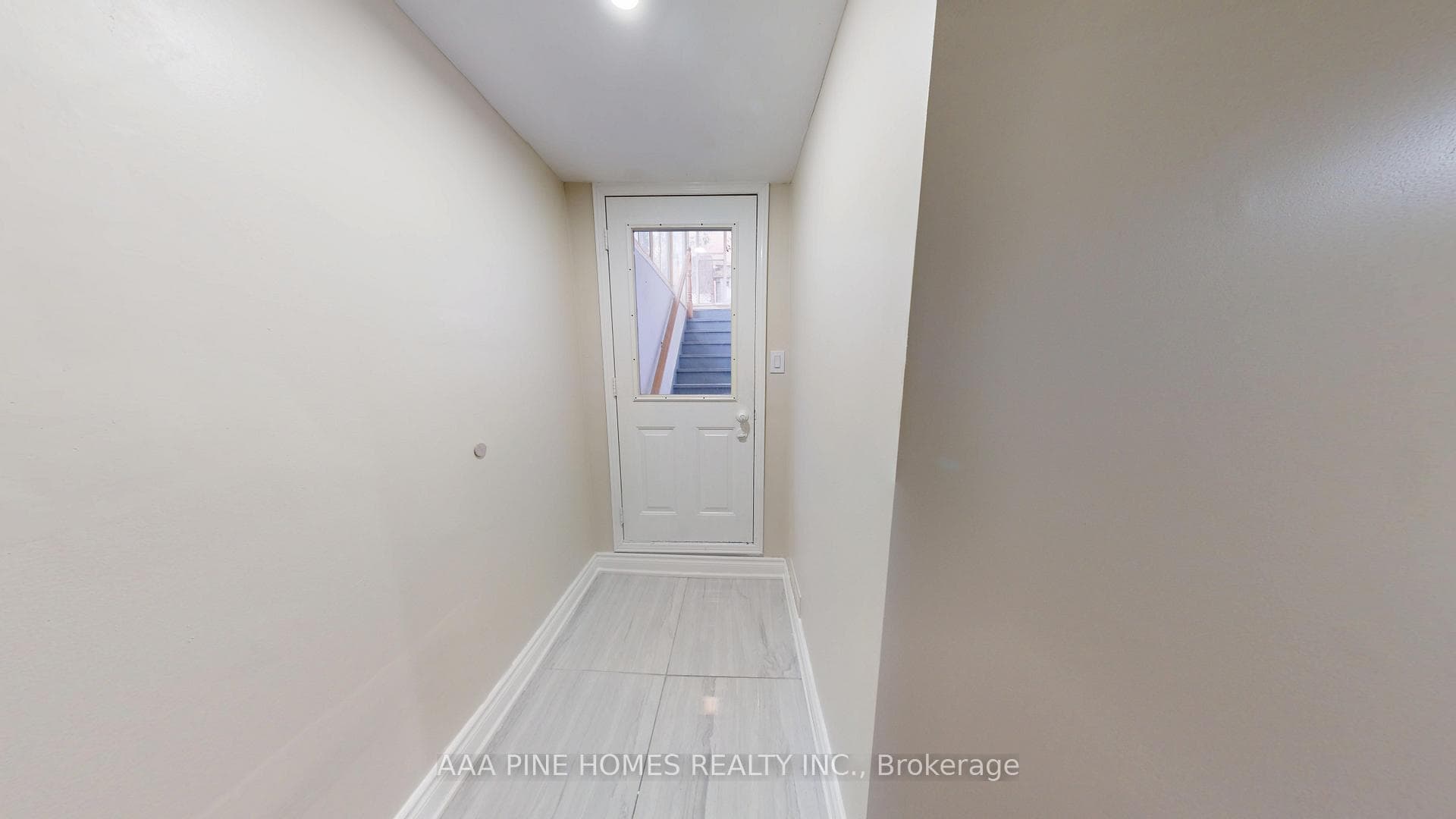 600 Whistler Drive photo 32