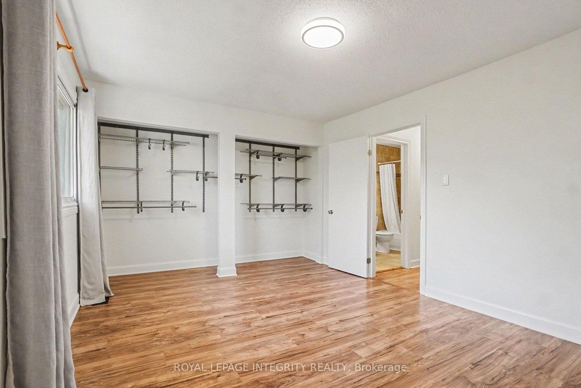1507 Ballard Court Unit 2 photo 9