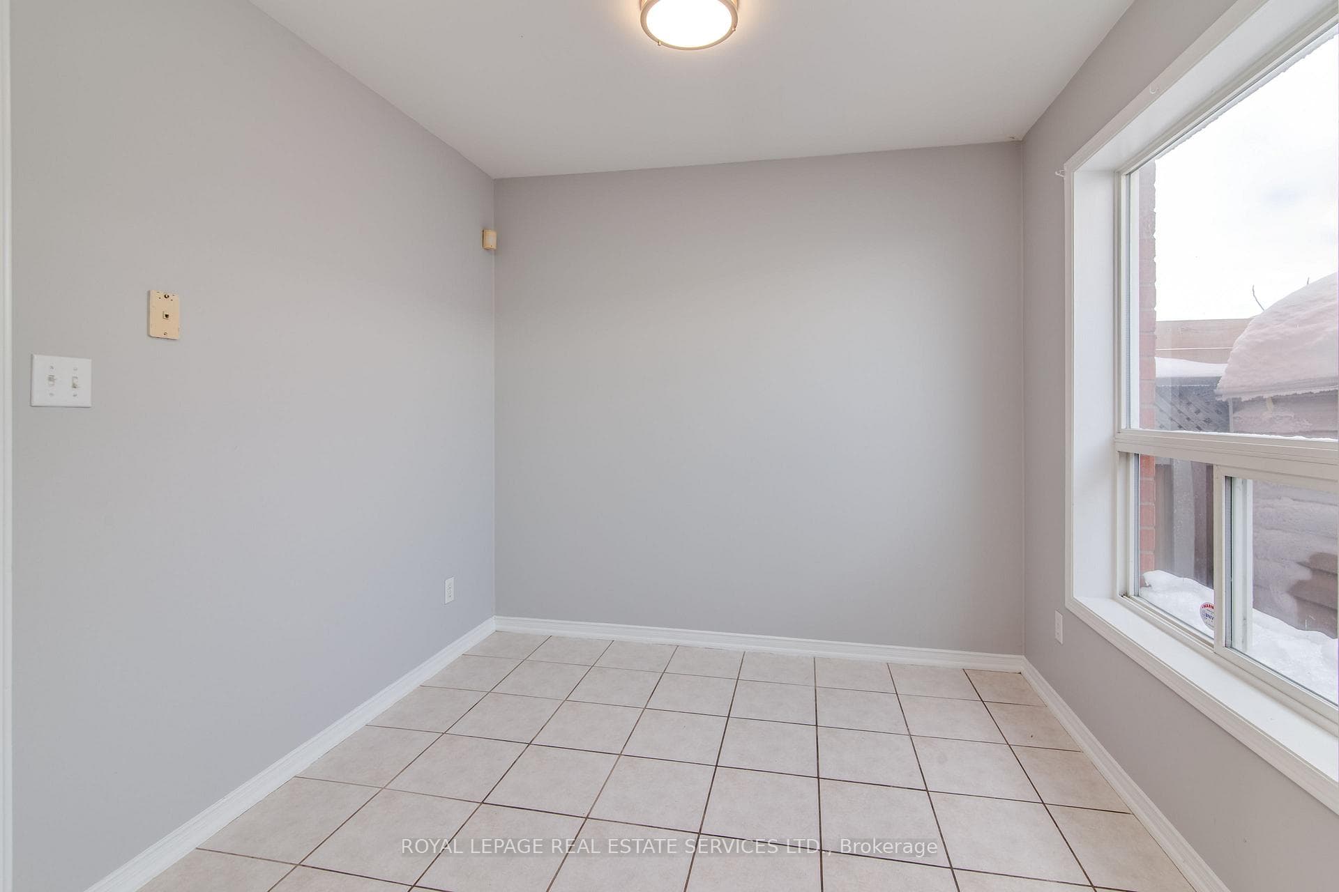 2162 St Clair Avenue photo 15