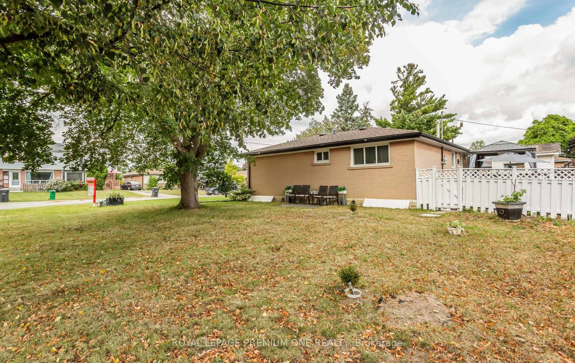 35 Brentwood Drive photo 40