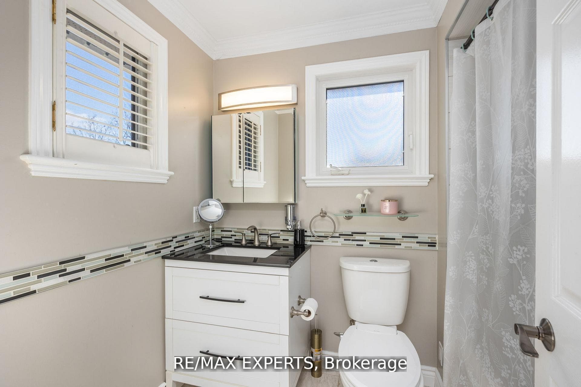 482 Malaga Road photo 21