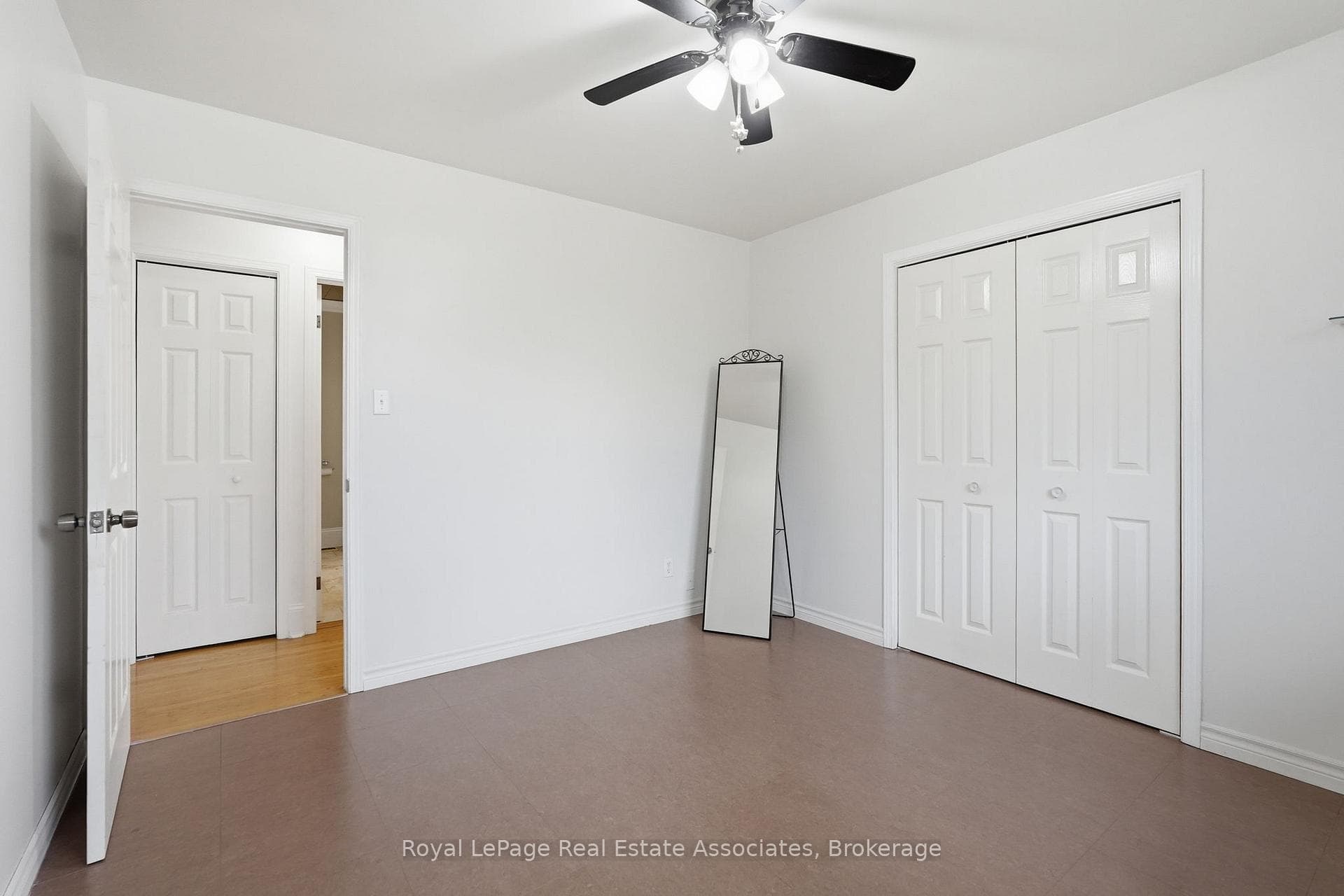 55 Eastbury Drive photo 17