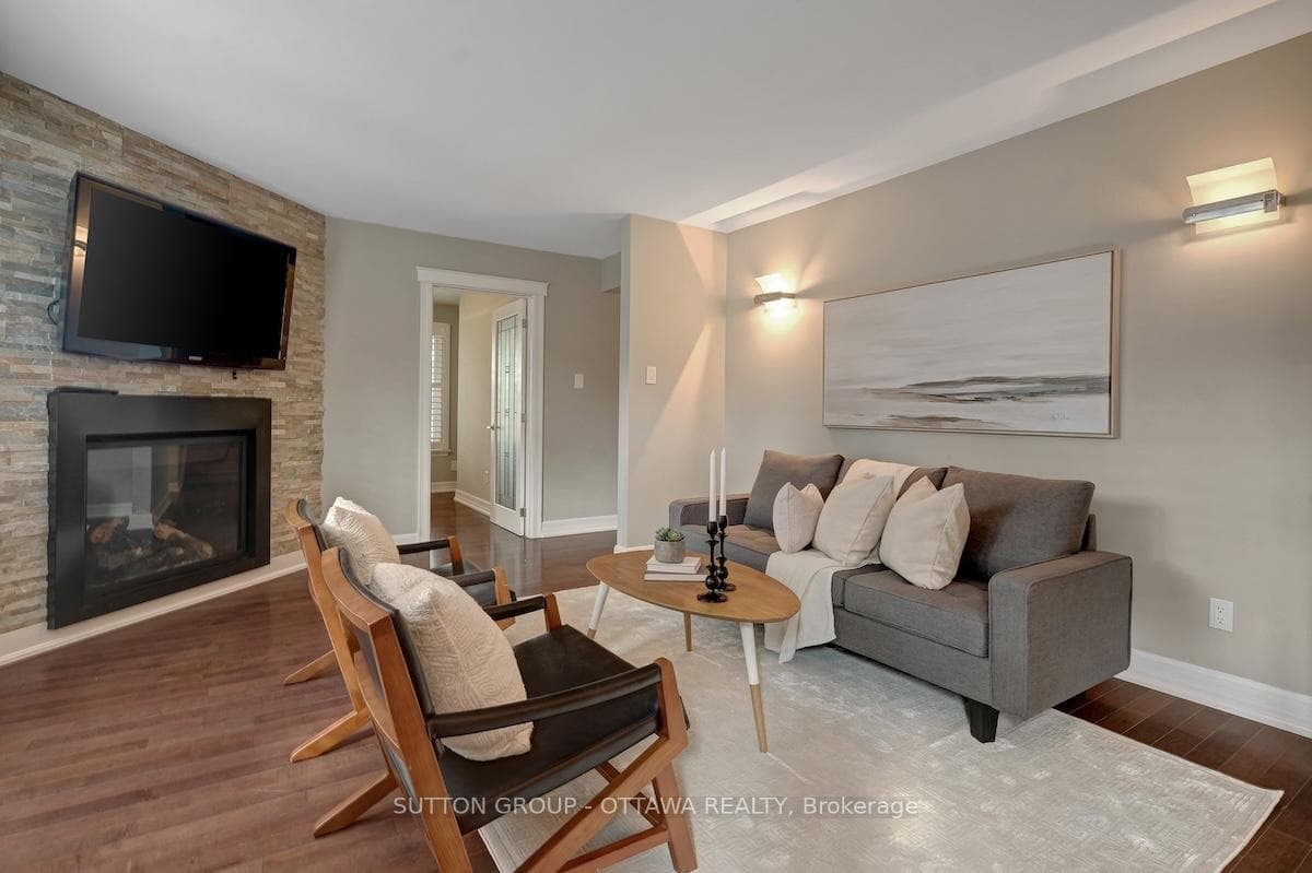680 Weston Drive photo 12