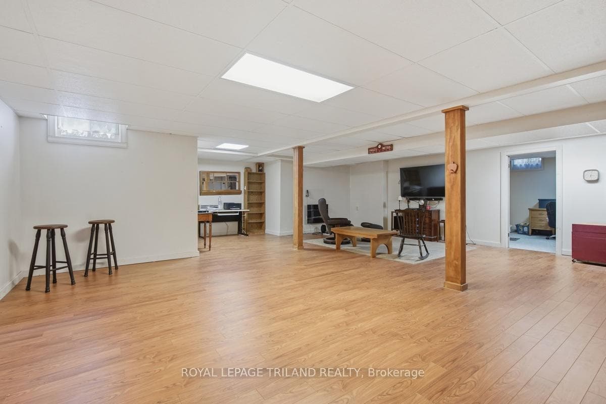 140 Hartson Road photo 19