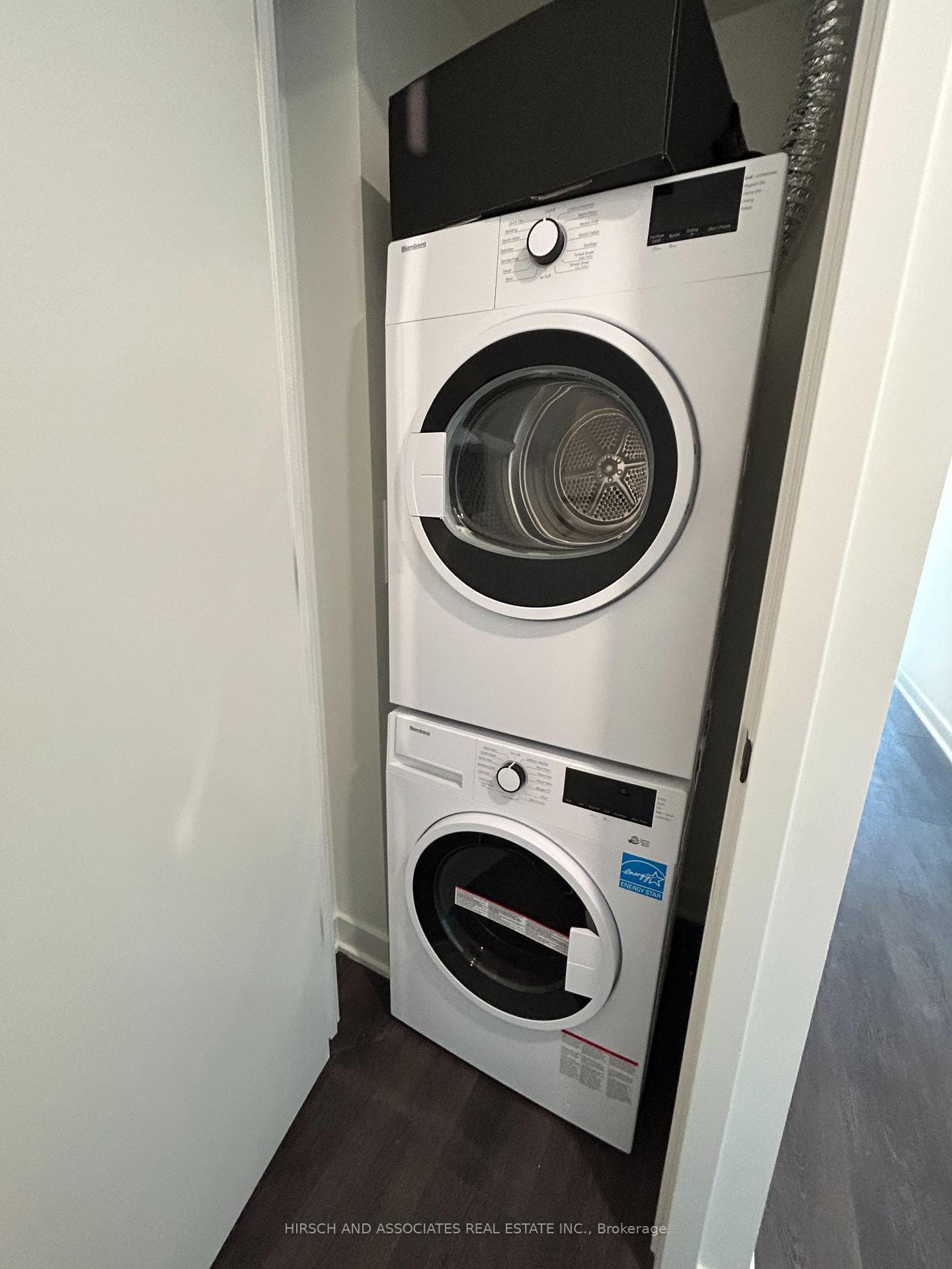55 Charles Street Unit 2806 photo 31